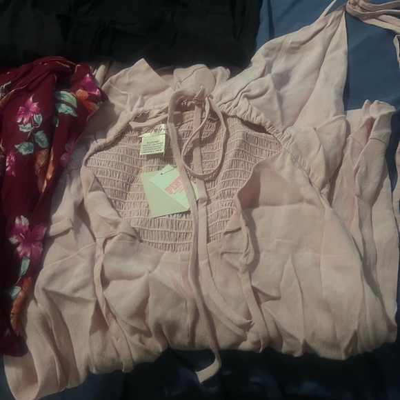 Pink romper - Picture 7 of 12